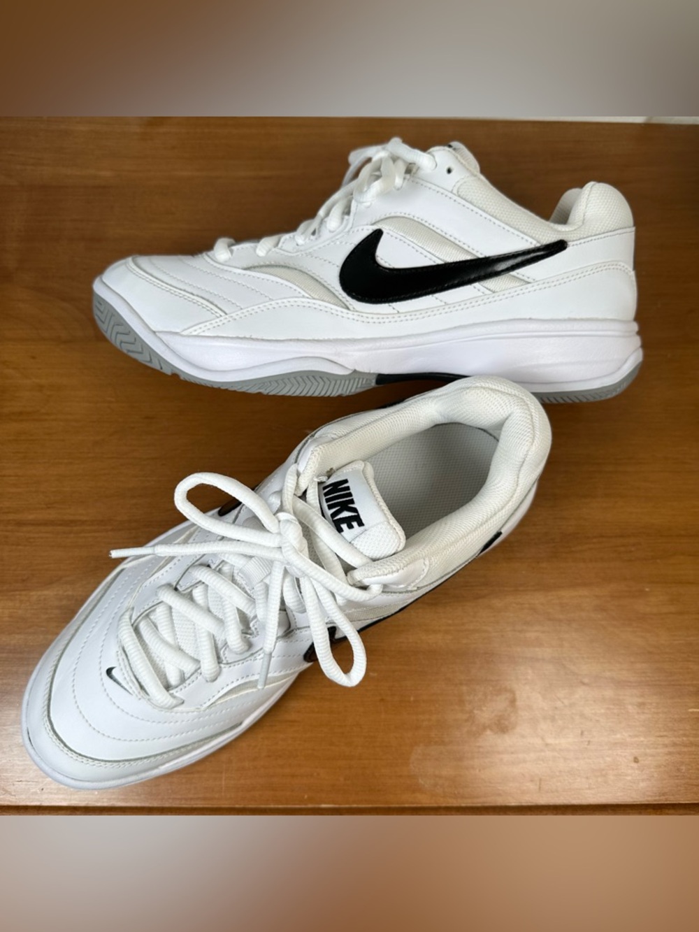 Nike Court Lite Tennis Sneakers White/Black Men’s Size 9.5